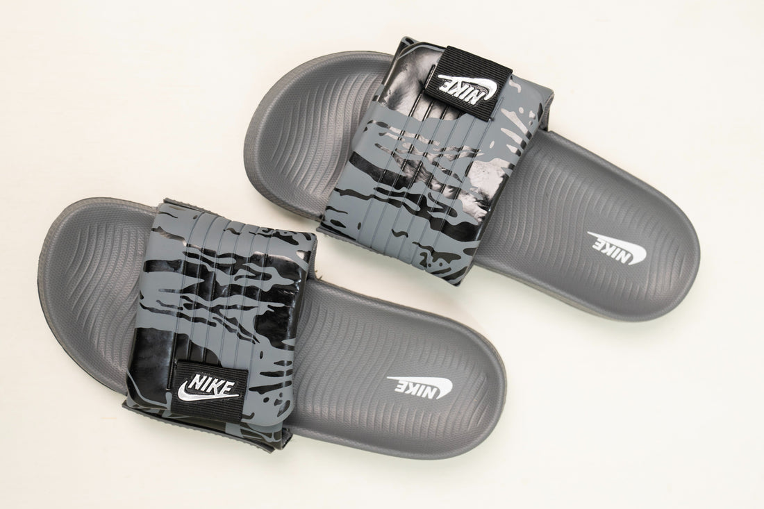 GREY TEXTURED CAMO SLIDES