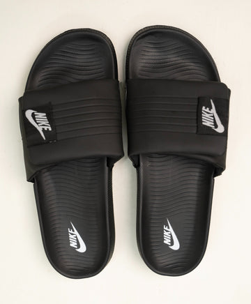 NIKE BLACK SLIDES